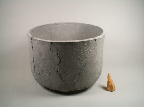 Cs200-1 | Vases & Vessels by COM WORK STUDIO