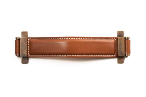 Handle Leather | Pull in Hardware by Thea design | Albergo la Minerva in Capri