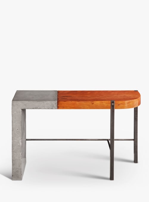 Pasadena side table | Tables by Raphael Zweidler