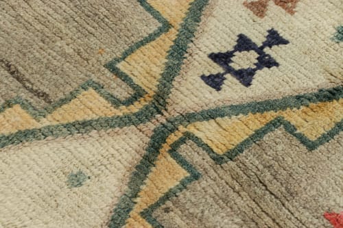 Vintage Gabbeh Persian Tribal Runner, Beige with DIamond | Rugs by Rug and Kilim
