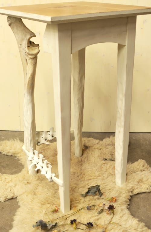 ULNA SIDE TABLE | Tables by P A C H A M A M A    W O R K S H O P