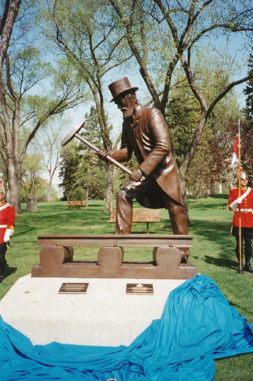 Perseverance | Public Sculptures by Don Begg / Studio West Bronze Foundry & Art Gallery | Alberta Legislature Grounds in Edmonton