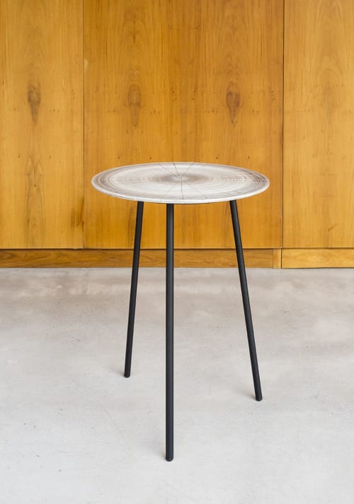SUCA BOX - LOG GREY | Tables by Matriz Design
