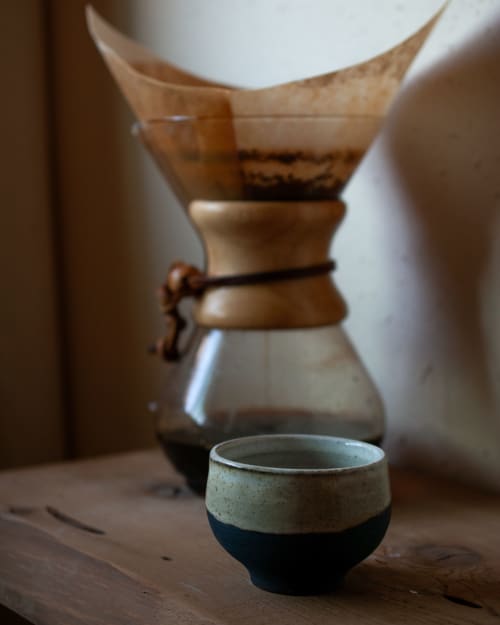 Speckled teacup | Cups by Meiklejohn Ceramics