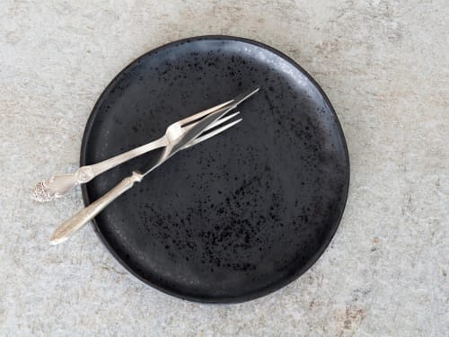 Handmade ceramic black dinner plate | Dinnerware by Mr. Bowl Ceramics