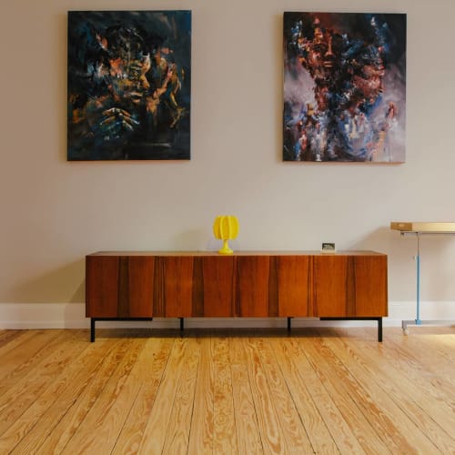 Should I stay or should I go and Gap | Paintings by Daniel Thouw