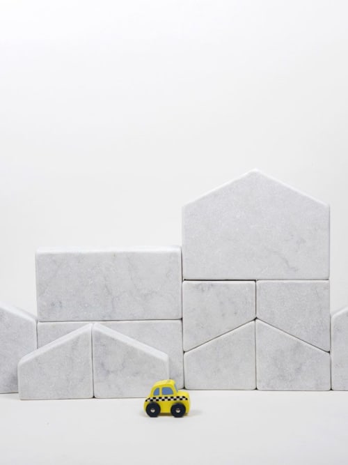 Paesaggi Variabili | Ornament in Decorative Objects by gumdesign