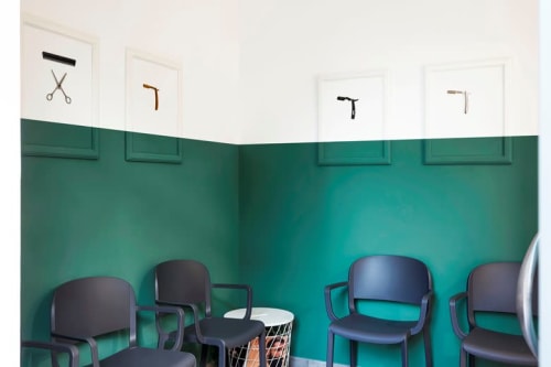 Chairs | Chairs by Pedrali | Alessandro Acconciature per Uomo in Santa Croce Camerina