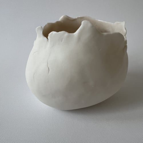 Small porcelain bowl, hatching egg style | Vessels & Containers by Helene Fleury