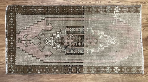 Vintage Turkish Rug Doormat | 1.7 x 3.1 | Rugs by Vintage Loomz