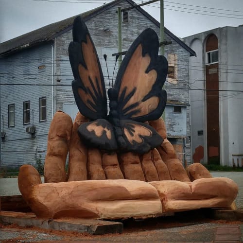 Port Alberni Hospice Butterfly Bench | Public Sculptures by Toso Wood Works
