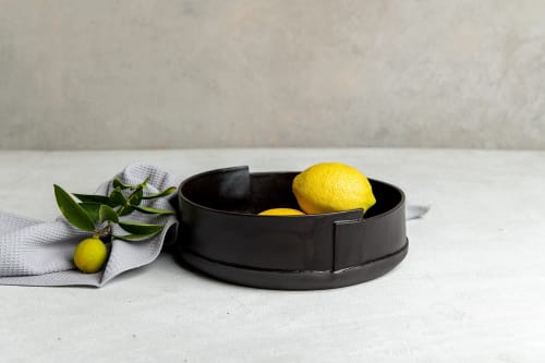 Modern Black Ceramic Serving Bowl | Serveware by ShellyClayspot