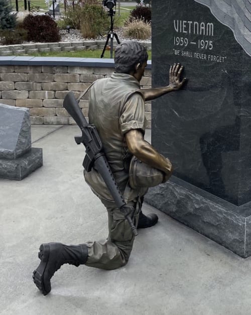 Remembering Heroes (Vietnam War era) | Public Sculptures by Sutton Betti