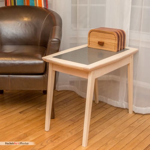 Maple Side Table | Tables by Radek's Workshop
