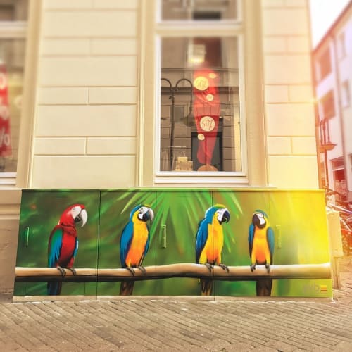 Parrot Mural | Murals by SMOE NOVA | Cafe Seifenplatz in Beckum