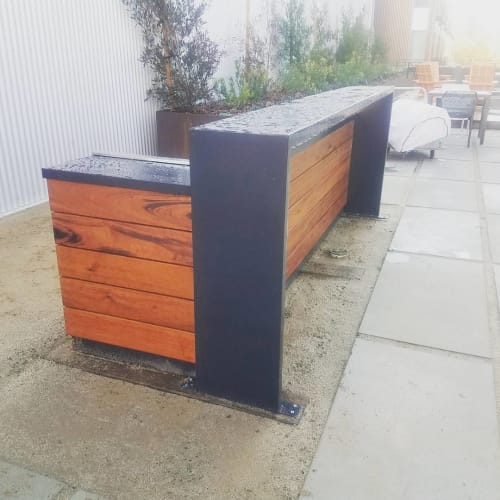 Outdoor Kitchen | Furniture by Mike Whisten | The Ice Blocks in Sacramento