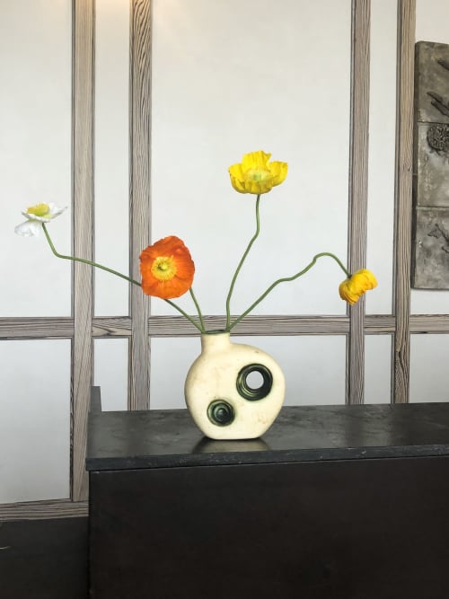 Poppy arrangement