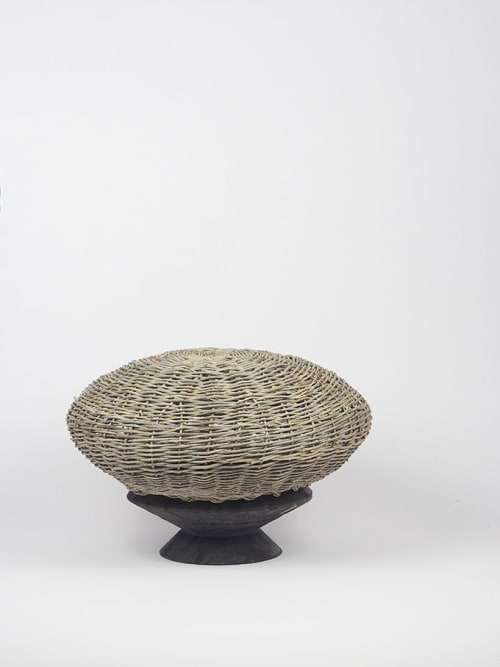 Canestrella - ampio bombato | Decorative Bowl in Decorative Objects by gumdesign