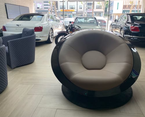 UFO Rocking Chair | Chairs by Mavimatt | BENTLEY in Doksan-dong