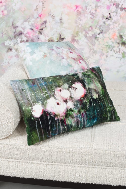 DEEP GREEN SMALL VELVET CUSHION | Pillows by Illustre Paris