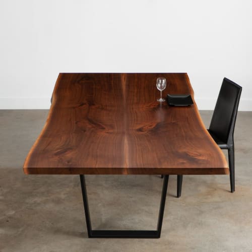 Custom Walnut Dining Table | Tables by Elko Hardwoods