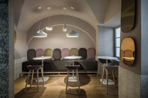 Cafe & Patisserie Dobnik | Interior Design by AKSL arhitekti | Čokoladni Atelje Dobnik in Ljubljana