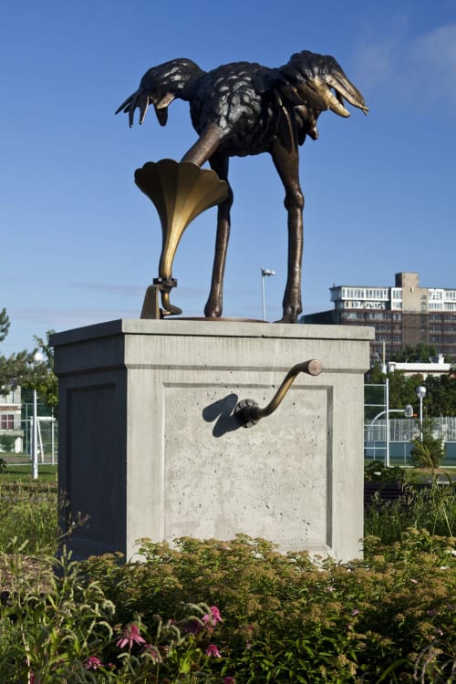 LE MÉLOMANE | Public Sculptures by COOKE-SASSEVILLE | Parc François-Perrault in Montréal