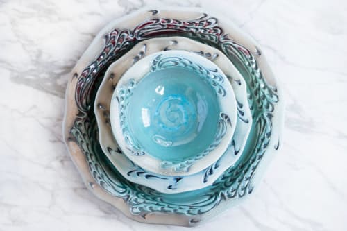 Plates and bowls | Dinnerware by Lora Rust Ceramics