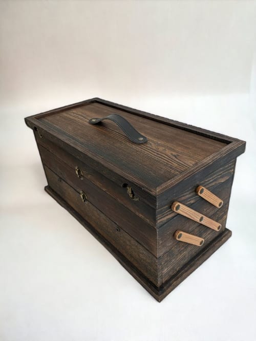 Portable Fly-Tying Chest in Rustic Butternut by Tim Tibbals