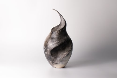doing nothing at all | saggar sculpture | Sculptures by harlow studio