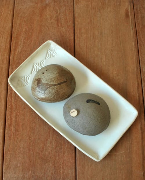 Ceramic Salt & Pepper Shakers Beach Pebble Shaker | Tableware by ShellyClayspot
