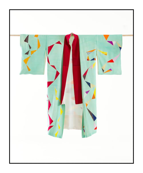 "Connection" hand-painted 100% silk kimono | Apparel & Accessories by Natalia Lumbreras