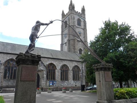 Saint Andrew, Fisher of Men | Public Sculptures by Rodney Munday | Minster Church of St. Andrew in Plymouth