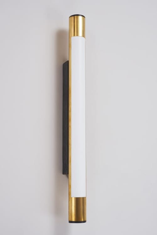 Golden Woodpecker | Sconces by Blom & Blom | De Kluis in Malden