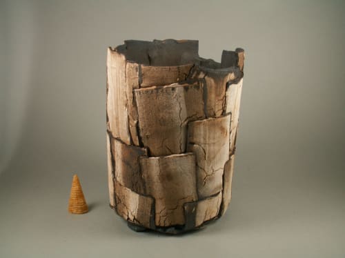 Ch4.5-3 | Planter in Vases & Vessels by COM WORK STUDIO