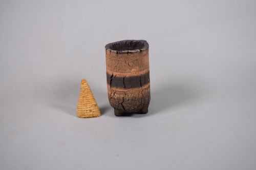 Cst-4 | Vases & Vessels by COM WORK STUDIO