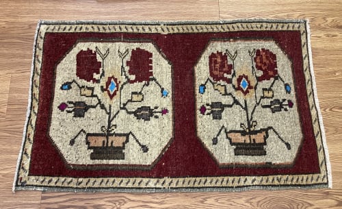 Vintage Turkish Rug | 1.9 x 2.11 | Small Rug in Rugs by Vintage Loomz