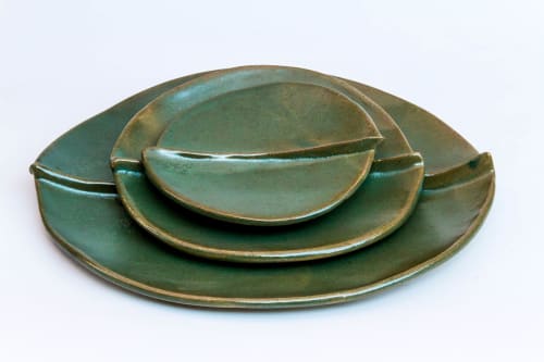 Ori plate | Ceramic Plates by Casa Brasil Cerâmica - Claudia Maria Machado | São Paulo in São Paulo