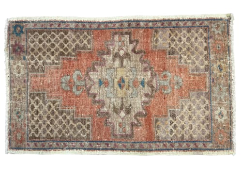 Vintage Turkish rug doormat | 1.8 x 3.1 | Small Rug in Rugs by Vintage Loomz