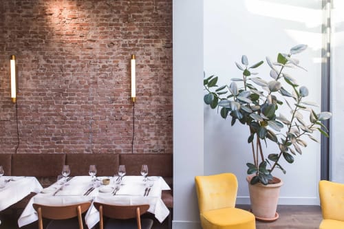 Golden Woodpecker | Sconces by Blom & Blom | De Kluis in Malden