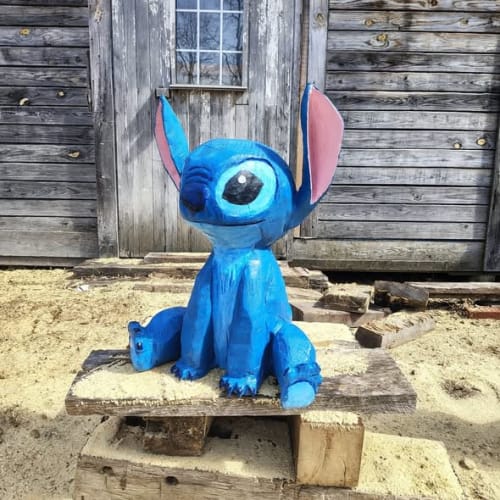 Portfolio of Chainsaw Carvings | Public Sculptures by Paul's Green Barn