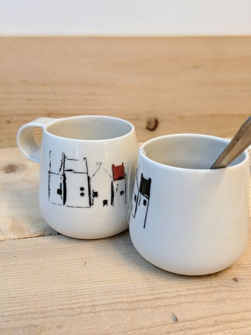 Porcelain tea or coffee cup | Cups by BerangereCeramics