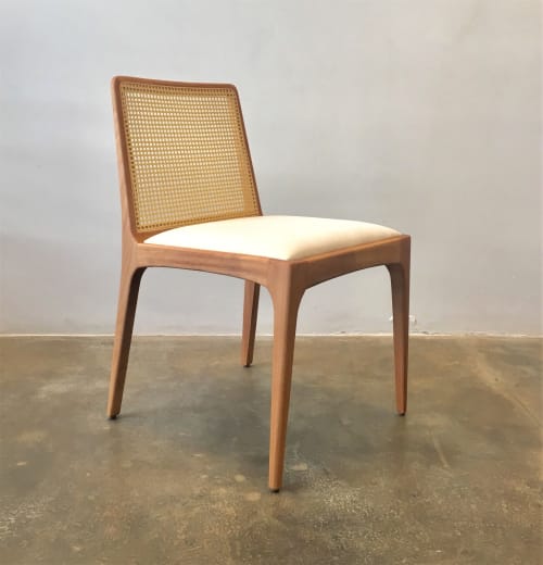 "Julia" Minimalist Chair in Solid Wood | Chairs by Alessandra Delgado Design | Private Residence - São Paulo - SP in Pinheiros