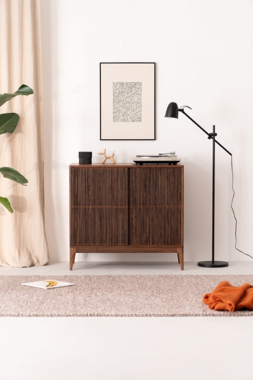 TONN HIGH 101 - Record player stand, vinyl record storage ma | Storage by Mo Woodwork