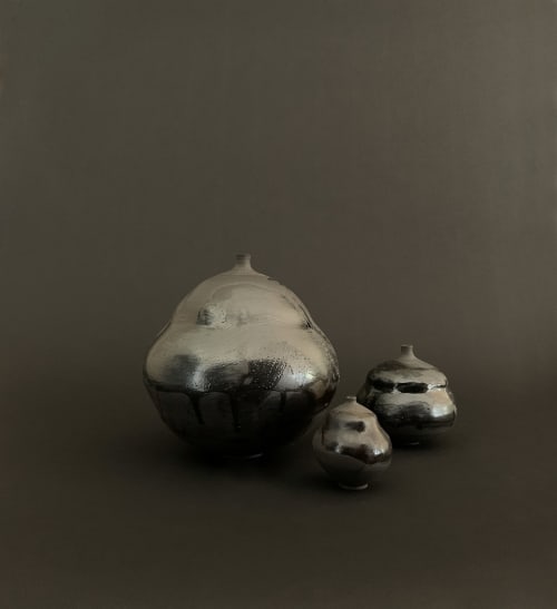 RWH-53 | Vases & Vessels by Rosa Wiland Holmes