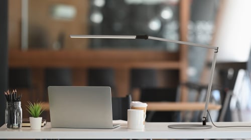 koncept z bar desk lamp