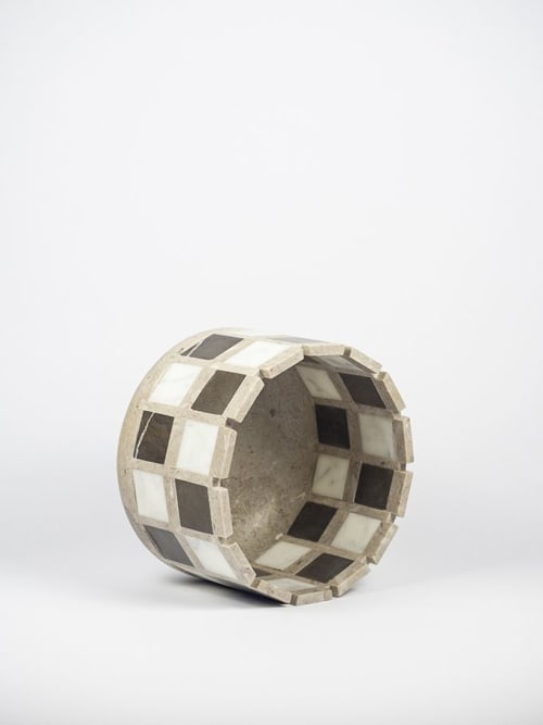 Quadrati - bianco nero | Planter in Vases & Vessels by gumdesign