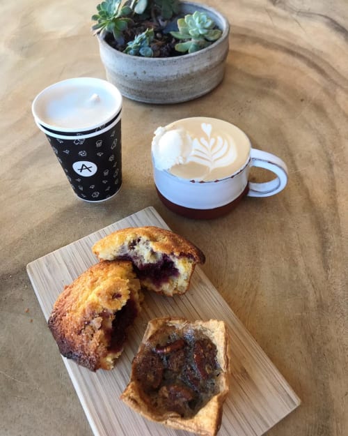 White Rilo mug | Cups by Sam Lee | Andytown Coffee Roasters in San Francisco