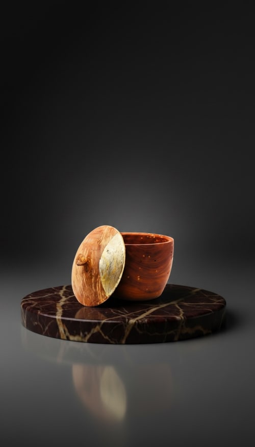 Sculptural Apple Wood Vessel with Genuine Gold Leaf Inlay | Decorative Bowl in Decorative Objects by Holzkunst Samuel Meisinger
