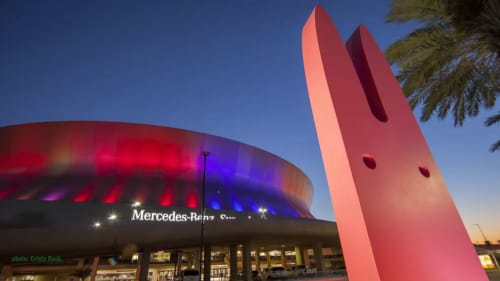 Bunny | Public Sculptures by Jeffie Brewer | Poydras near Superdome in New Orleans